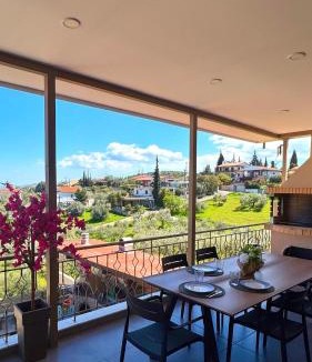 Oropos Apartment | Calma House Luxury by the Sea Chalkoutsi Oropos