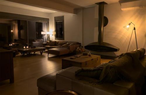 Karystos Villa | Astraea Villa