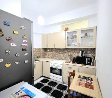 Kypseli Apartment | Quiet and Spacious in the Heart of the City