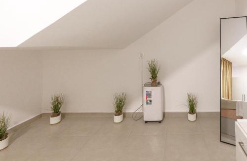 Neapoli-Sykies Apartment | Le Floor, Urban Escape near Thessaloniki center