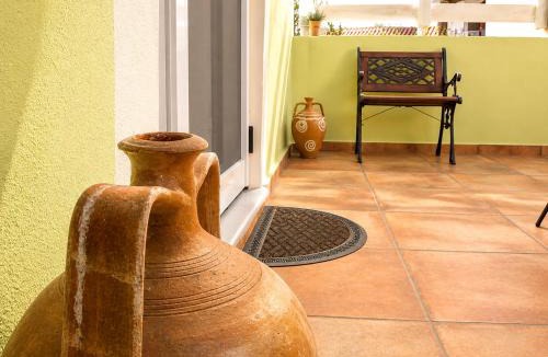 Lemnos House | Granny's Home