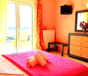 Kymi-Aliveri Apartment | Villa Christine - Maisonettes with fireplace