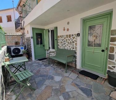 Galaxidi Apartment | Aeolus Apartment I