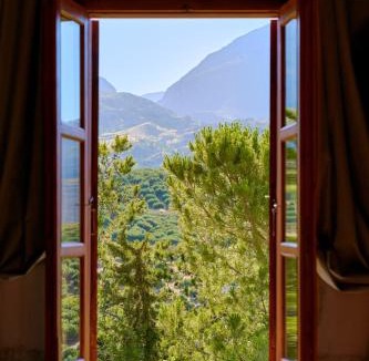 Vlachiana Villa | Villa Iremia