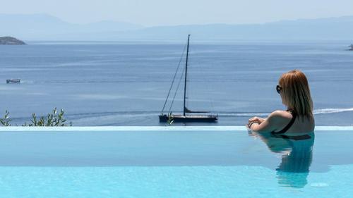 Skiathos Town Villa | Super Luxury Skiathos Villa Five-Bedroom Villa Private Infinity Pool