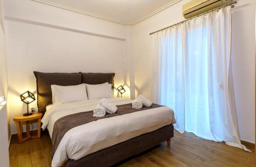 Ano Kipseli Apartment | Stylish Kypseli Apartment Sleeps 4 300 Mbps WiFi