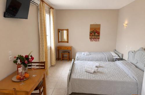 Platania Apartment | Des Roses Hotel