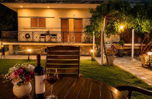 Mavromati Apartment | GP Apt - Dream Escape in Mouzaki