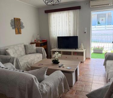 Spata-Artemida Apartment | Airport Near The Beach House