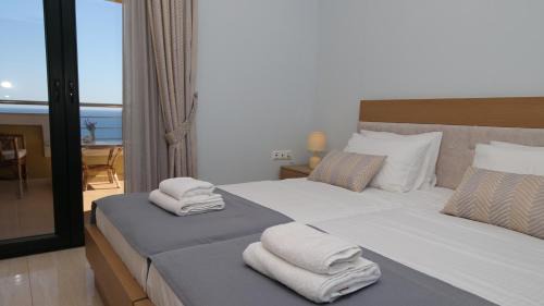 Crisostomos Villa | Villa Thea, By IdealStay Experience