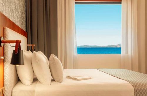 Mati Hotel | Zeus Essence Ramada by Wyndham Athens