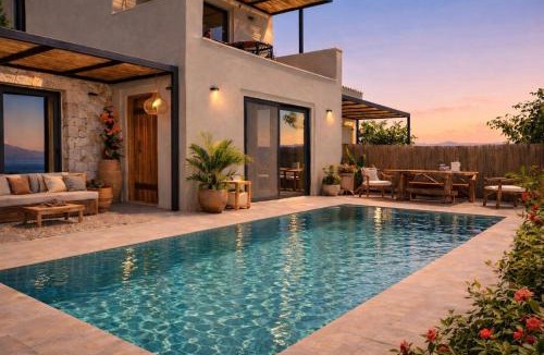 Ratzakli House | Hilaritas Sea View Suites in Kefalonia with Private Pool and Jacuzzi