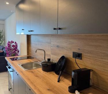 Katerini Apartment | Sea View Port Apartment Paralia Katerini