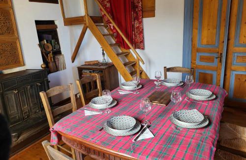Zagora House | Historic 1903 Mansion with Courtyards & Sea Views