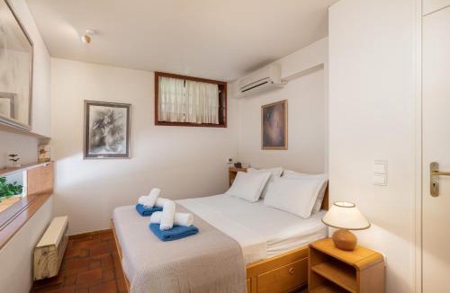 Marathon Villa | Villa KATHERINA G