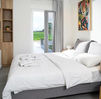 Perea Apartment | Q Luxury rooms Mandarin garden Perea