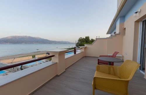 Platanitis Villa | Seafront Villa Ciel with Private Pool in Nafpaktos
