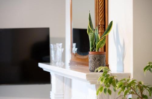 Argyroupoli Apartment | Athens Riviera Escape