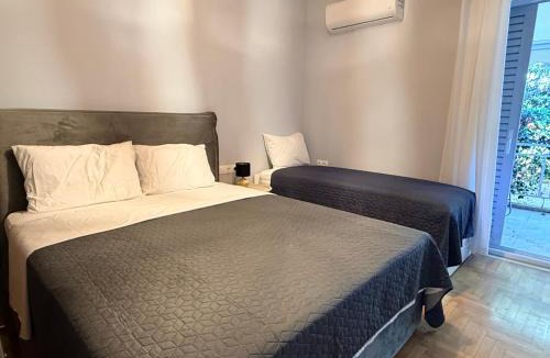 Palaio Faliro Apartment | Solvy Areos Seaside Suite - Direct to Airport & City Center & Piraeus Port
