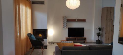 Spata-Artemida Apartment | Open plan