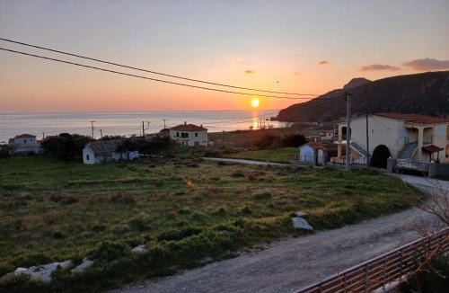 Agios Ioannis Apartment | Διαμέρισμα με θέα - Sunset House Lemnos