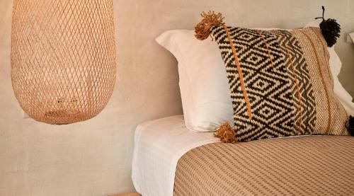Plaka Hotel | Naxian On The Beach