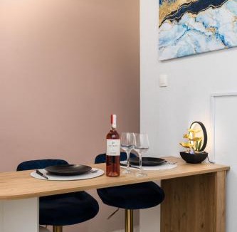 Thessaloniki Apartment | MetroStationApartmentThessaloniki