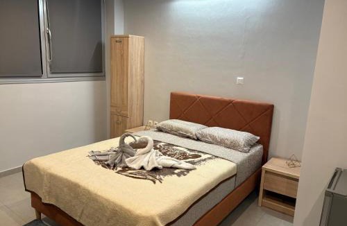 Vardaris Apartment | Jordan Room 28