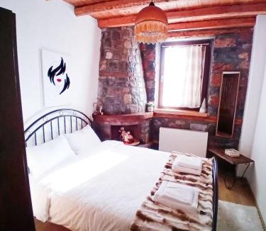 Aghios Athanasios Ski Chalet | Kaimak Whisper