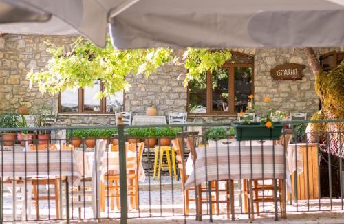 Kalavrita Apartment | Mountain Hotels "Aroanides"