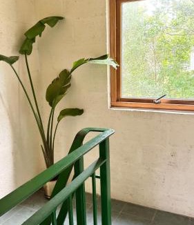Tobermory House | Small Guest Room in Tobermory with shared bathroom