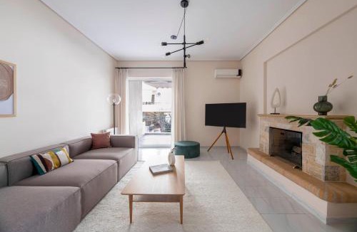 Amarousion Apartment | Ample 3BR Family Properties in Marousi by UPSTREET