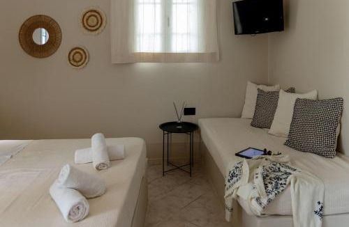 Tinos Town Apartment | Noe Rooms In Center Of Tinos