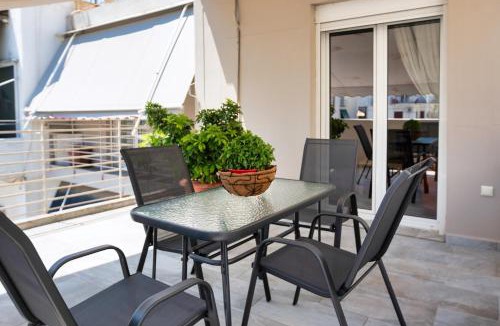 Ilisia Apartment | The Athenian Penthouse Residence - Central Escape