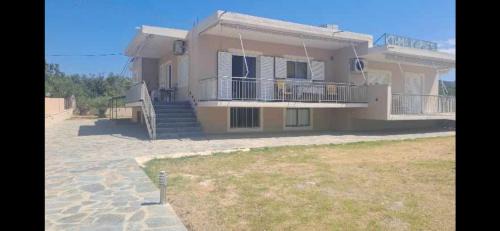 Komnina Apartment | Κτήμα Καρνέση 1