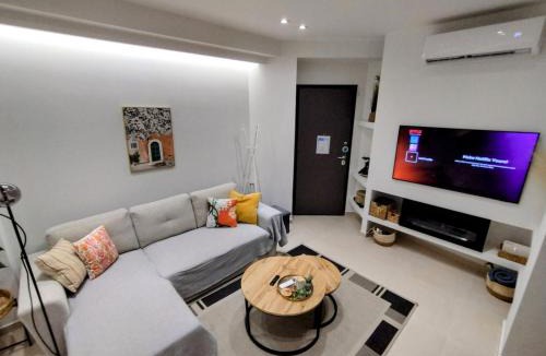 Peristeri Apartment | Floral Home 1 - ground floor apt, private parking!