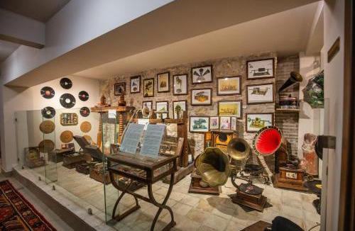 Plaka Hotel | Sweet Home Hotel