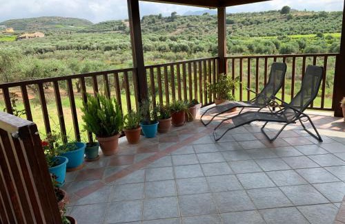 Kounavi House | Eden Garden Luxury Loft near Knossos