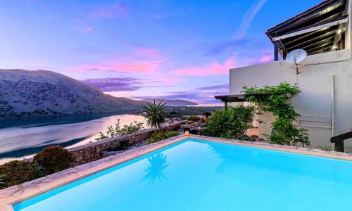 Kavallos Villa | Du Lac Villas
