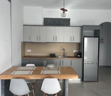 Glinado Apartment | Villa Papa