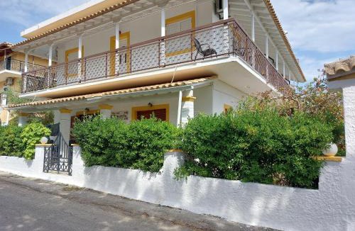 Ag. Georgios Apartment | HARRY'S STUDIOS