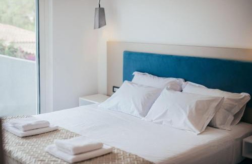 Kalamaki Apartment | Corner45 Apartments in Kalamaki Center, by ZanteWize