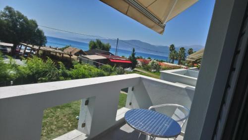 Chiliadou Apartment | Apartments Chiliadou IIIB,IVB, Παραλία Χιλιαδού Φωκίδας, Ναύπακτος