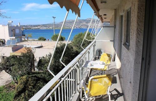 Porto Rafti Apartment | Apartment SEA VIEW in front of the beach of Agia Marina
