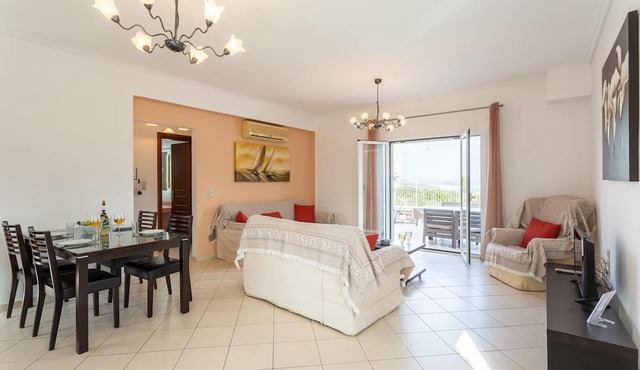 Villa Europe Ena in Lakithra