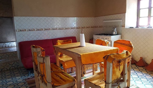 Gîte d'étape traditionnel berbère in Lkheng