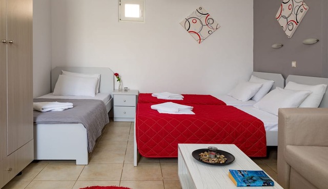 John Akroyiali rooms