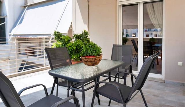 Central Spacious Athenian Penthouse Getaway