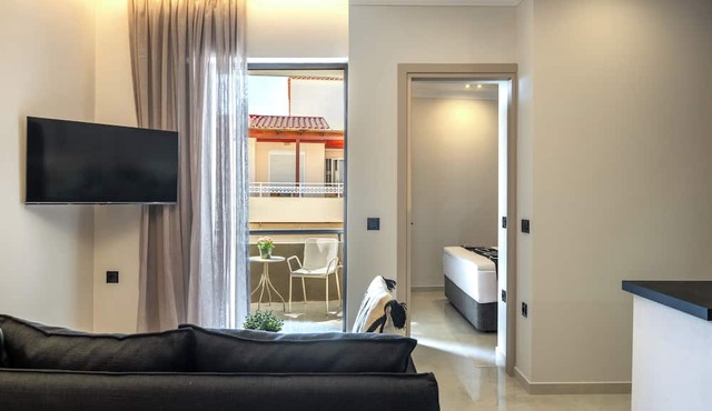 Cozy Central Apartment by HOM54