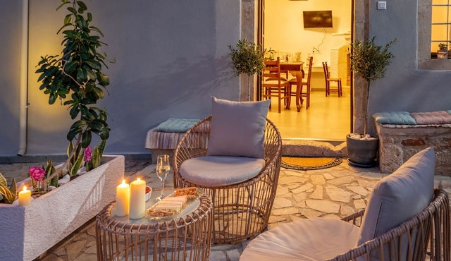 Marianthi's Home is ensconced in the enchanting Village of Hersonissos.